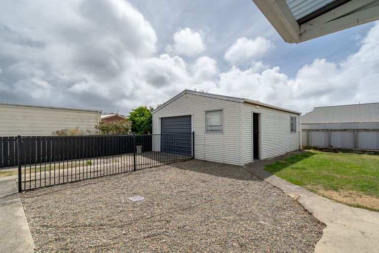 Photo of property in 14 Kirkcaldy Street, South Dunedin, Dunedin, 9012