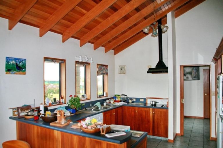 Photo of property in 100 East Road, Stratford, 4392