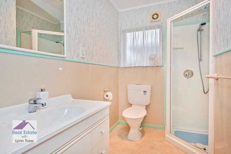 Photo of property in 16 Elm Place, Tikipunga, Whangarei, 0112