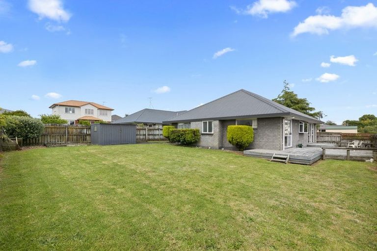 Photo of property in 32 Wellington Street, Pukekohe, 2120