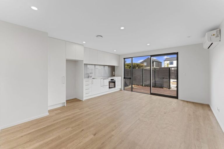 Photo of property in 1/55 Marshland Road, Shirley, Christchurch, 8061