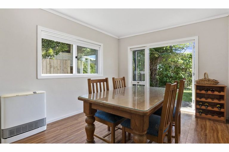 Photo of property in 12 Danbury Drive, Torbay, Auckland, 0630