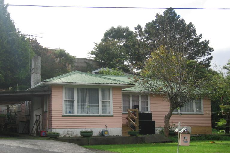 Photo of property in 16 Rintoul Grove, Stokes Valley, Lower Hutt, 5019