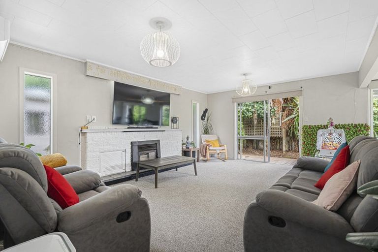 Photo of property in 29d Clawton Street, Westown, New Plymouth, 4310