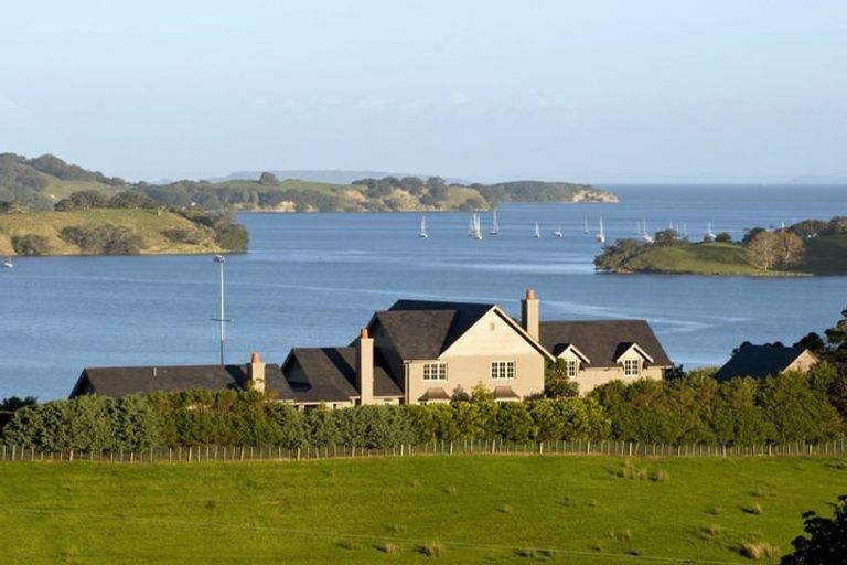 Photo of property in 410 Pukapuka Road, Pohuehue, Warkworth, 0983