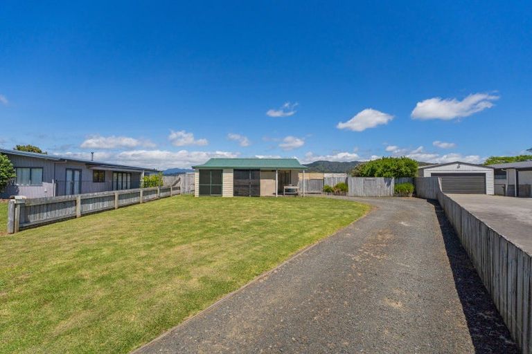 Photo of property in 6 Redwings Close, Whitianga, 3510
