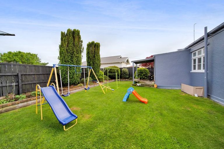 Photo of property in 1 Disraeli Street, Hawera, 4610