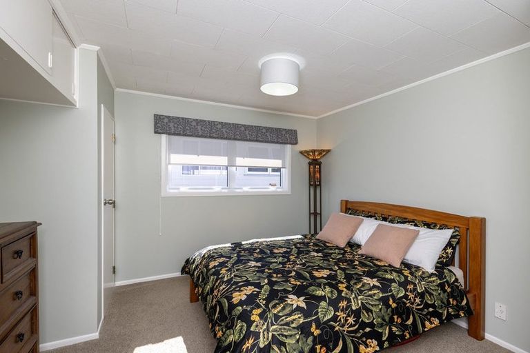 Photo of property in 71 Donovan Road, Paraparaumu Beach, Paraparaumu, 5032