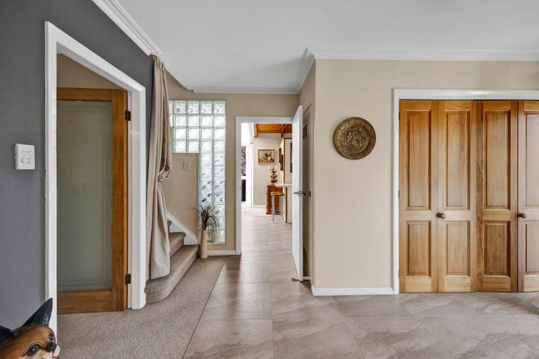 Photo of property in 50 Leslie Street, Waitara, 4320