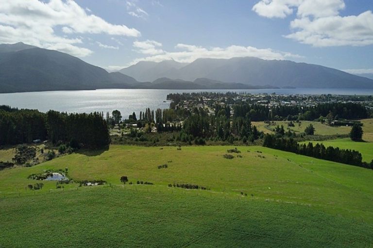 Photo of property in 44 Te Anau Mossburn Highway, Te Anau, 9679