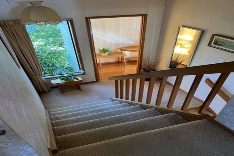 Photo of property in 4 Rae Road, Campbells Bay, Auckland, 0620