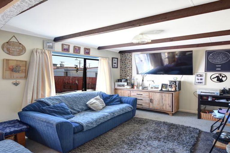 Photo of property in 11 Fawcett Street, South Dunedin, Dunedin, 9012