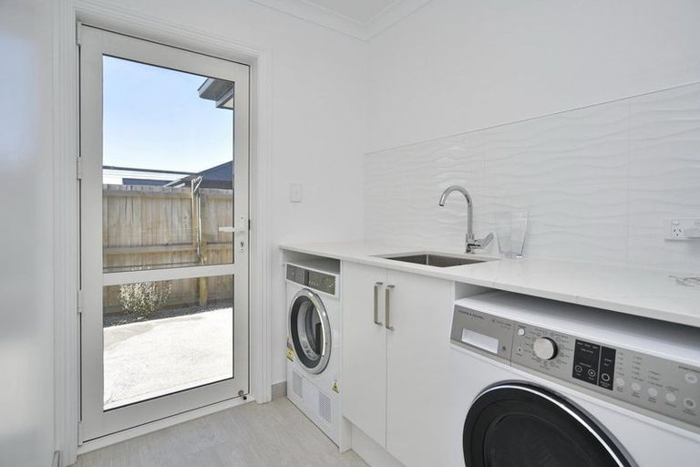 Photo of property in 3 Mcquillan Avenue, Woodend, 7610