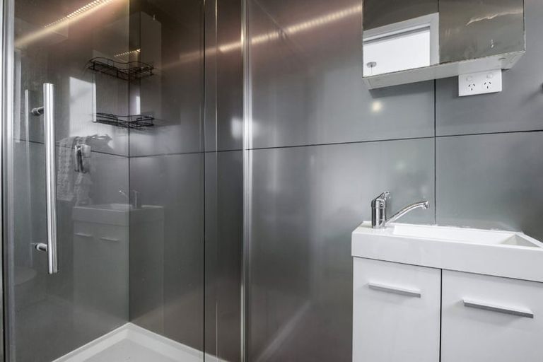 Photo of property in 16 Jayne Place, Torbay, Auckland, 0630