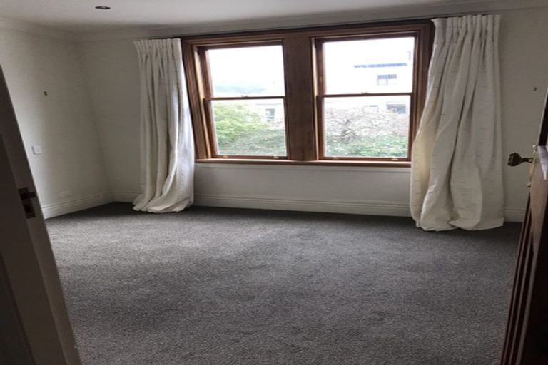 Photo of property in 7 Albany Avenue, Mount Victoria, Wellington, 6011