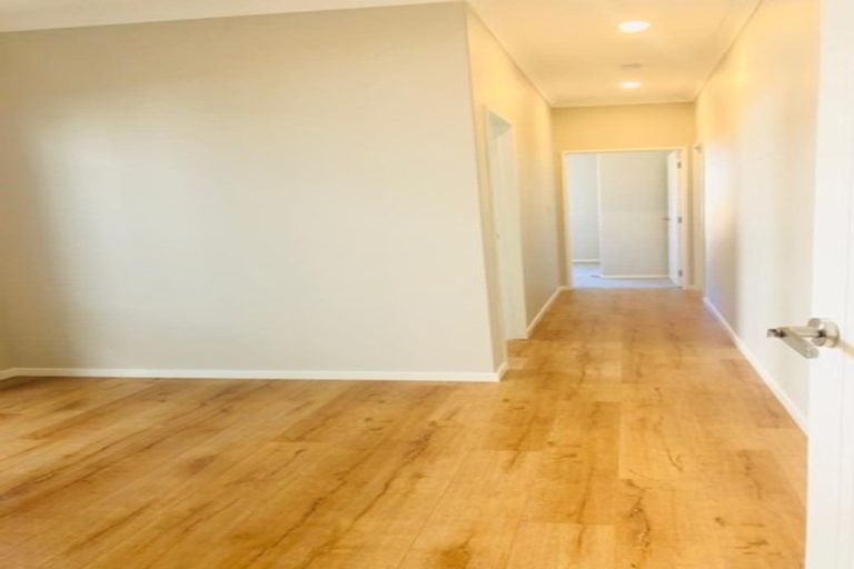 Photo of property in 16 Ako Road, Flat Bush, Auckland, 2019