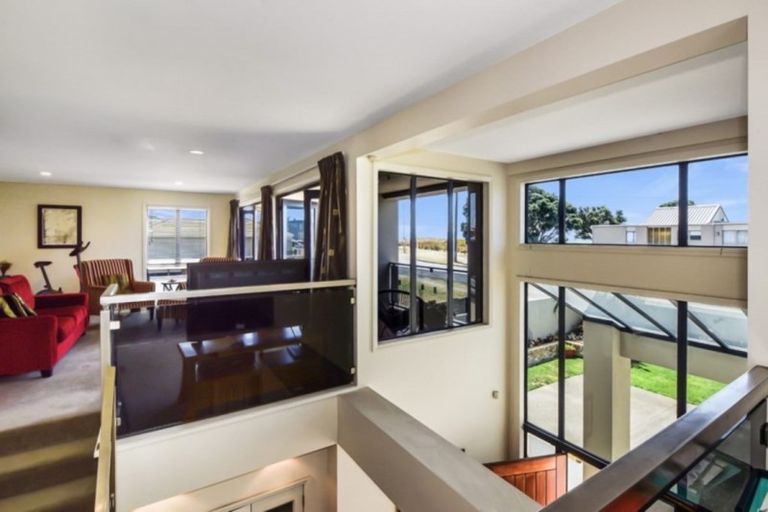 Photo of property in 10a Oceanbeach Road, Mount Maunganui, 3116