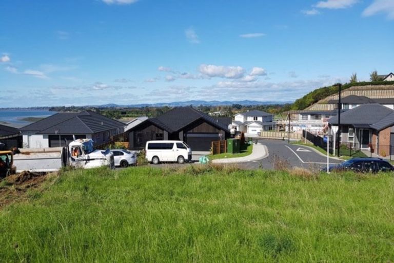 Photo of property in 54 Bert Wall Drive, Omokoroa, 3114