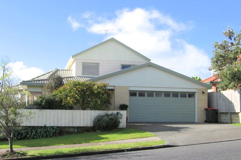 Photo of property in 1a Bay Vista Drive, Red Beach, 0932