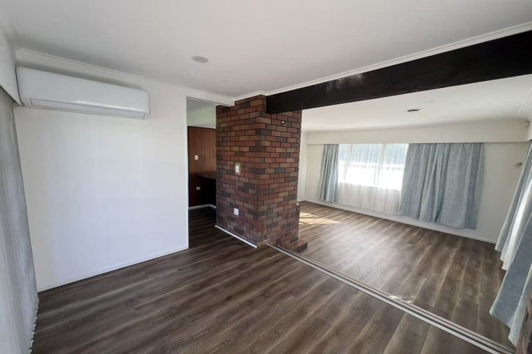 Photo of property in 11 Holden Place, Manukau, Auckland, 2025