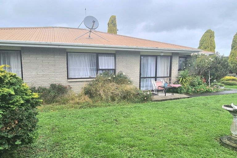Photo of property in 11 Mccallum Street, Dannevirke, 4930