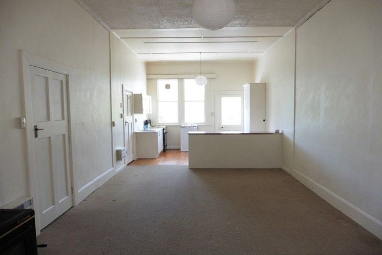 Photo of property in 4 Burlington Road, Hospital Hill, Napier, 4110