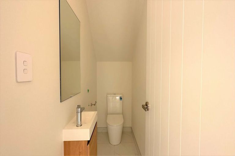 Photo of property in 3 Porowha Road, Westgate, Auckland, 0814
