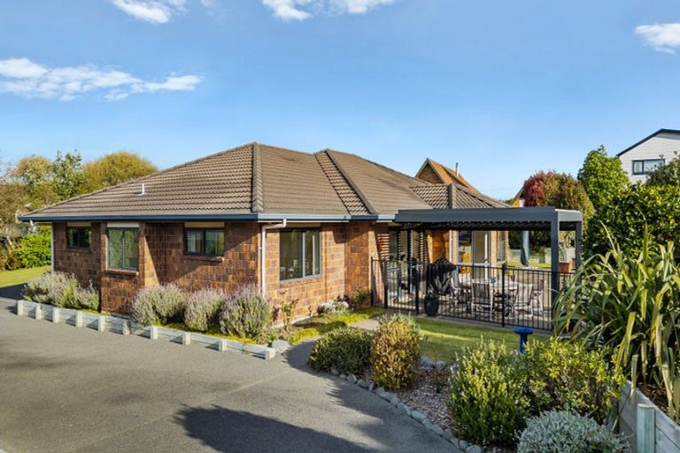 Photo of property in 36 Sunny Crescent, Huapai, Kumeu, 0810