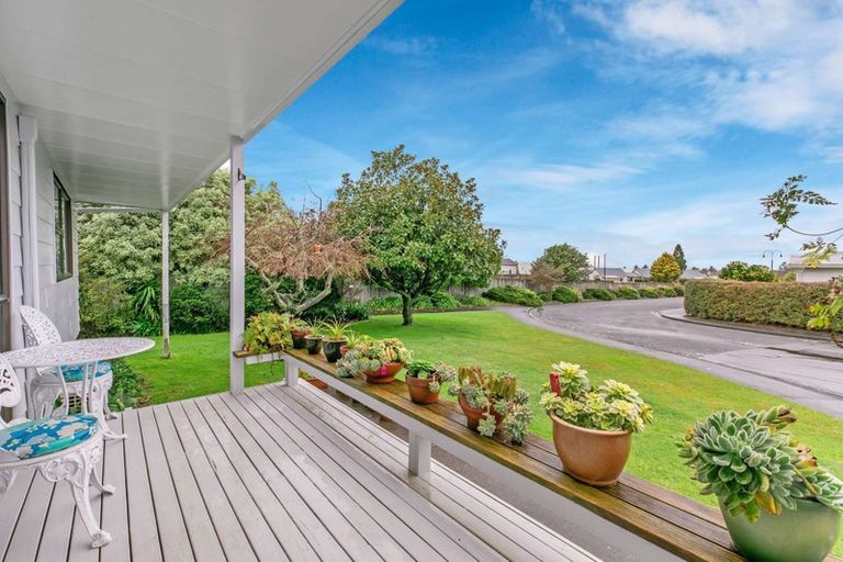 Photo of property in 10 Carrick Robertson Place, Waihi, 3610