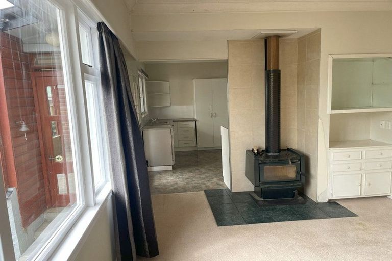 Photo of property in 49 Mary Street, Winton, 9720