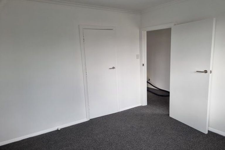 Photo of property in 9 Dampier Avenue, Awapuni, Palmerston North, 4412