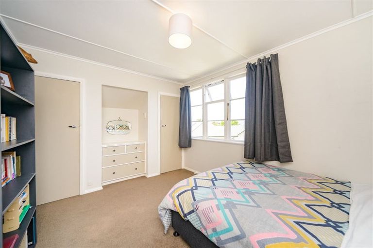 Photo of property in 90 College Street, Awapuni, Palmerston North, 4412