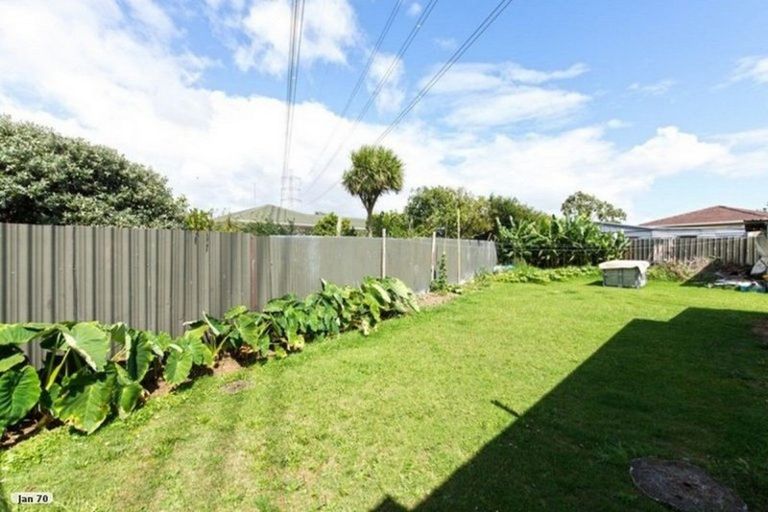 Photo of property in 9 Treviso Place, Clover Park, Auckland, 2023