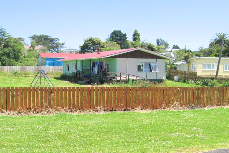 Photo of property in 1141 Pouewe Street, Kawhia, 3889