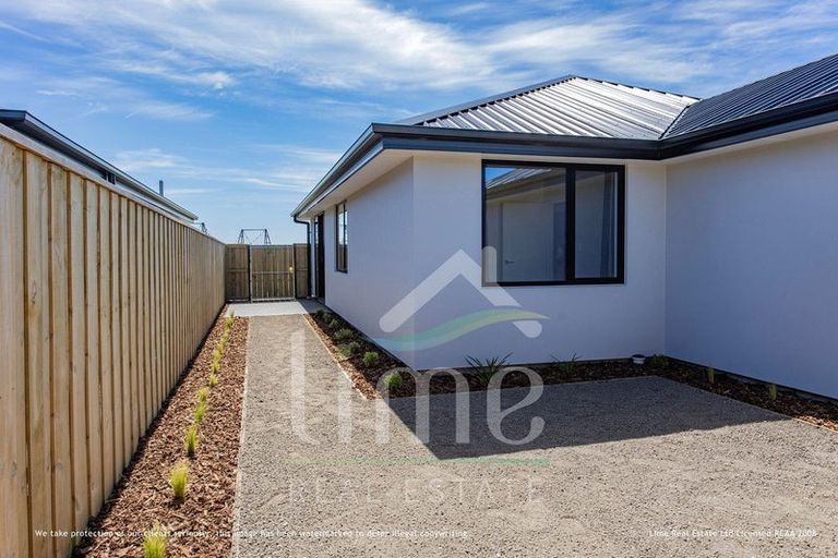 Photo of property in 89 Pegasus Main Street, Pegasus, 7612