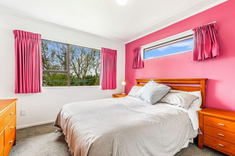 Photo of property in 1/60 Nikau Street, New Lynn, Auckland, 0600