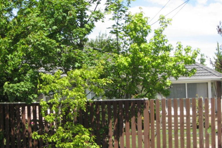 Photo of property in 5 Craig Place, Redwood, Christchurch, 8051