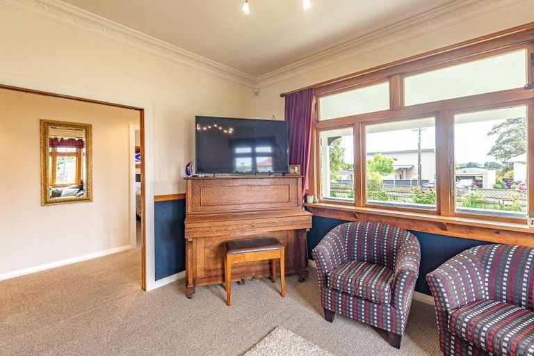 Photo of property in 100 Portal Street, Durie Hill, Whanganui, 4500
