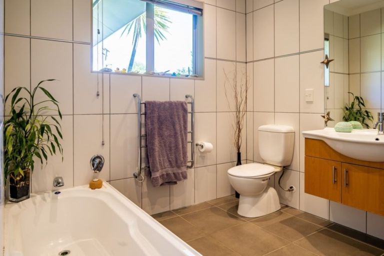 Photo of property in 450a Flightys Road, Judgeford, Porirua, 5381