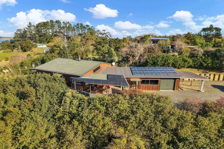 Photo of property in 55 Ngatoto Road, Tinopai, Matakohe, 0593