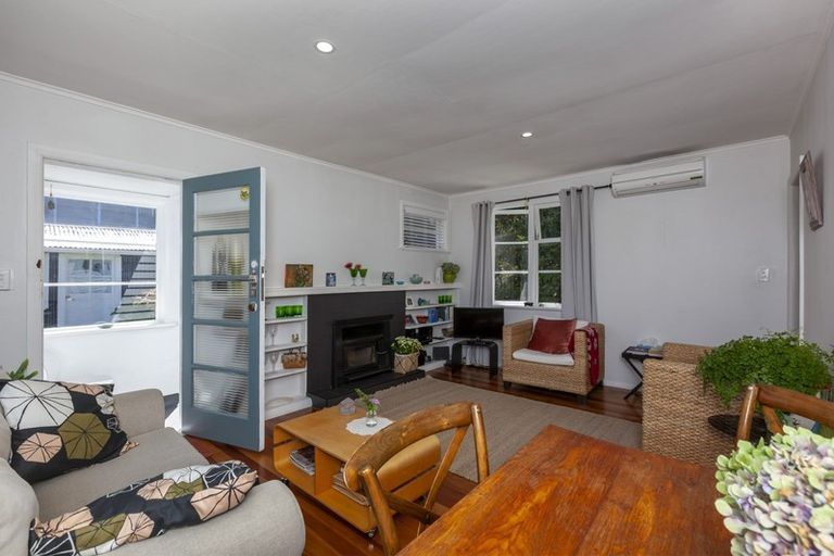 Photo of property in 46 Glen Road, Raumati South, Paraparaumu, 5032