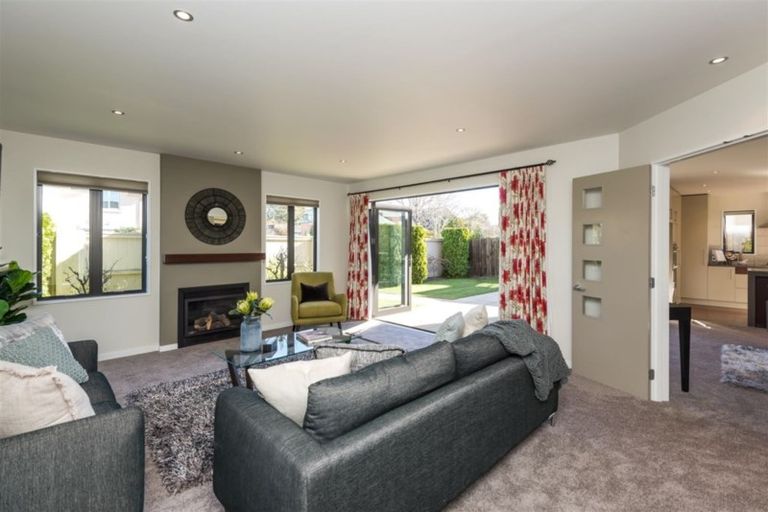 Photo of property in 2 Westburn Terrace, Burnside, Christchurch, 8041