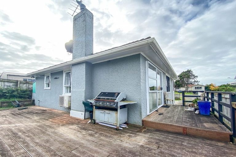 Photo of property in 63 Strange Street, Waitara, 4320