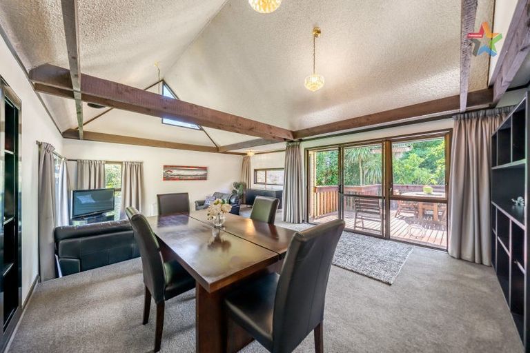 Photo of property in 25b City View Grove, Harbour View, Lower Hutt, 5010