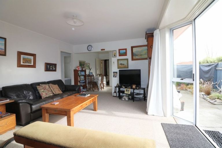 Photo of property in 24 Mowbray Street, Watlington, Timaru, 7910