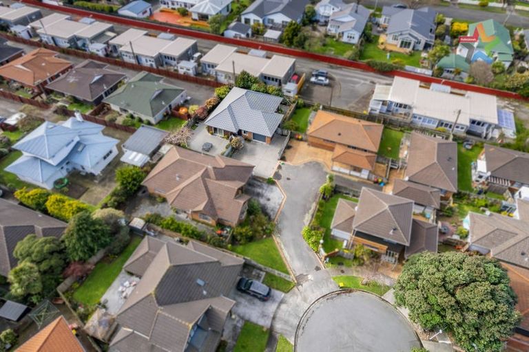 Photo of property in 19 Richmond Grove, Woburn, Lower Hutt, 5010