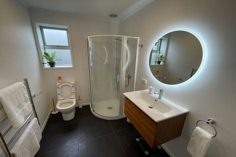 Photo of property in 426 Devon Street West, Lynmouth, New Plymouth, 4310