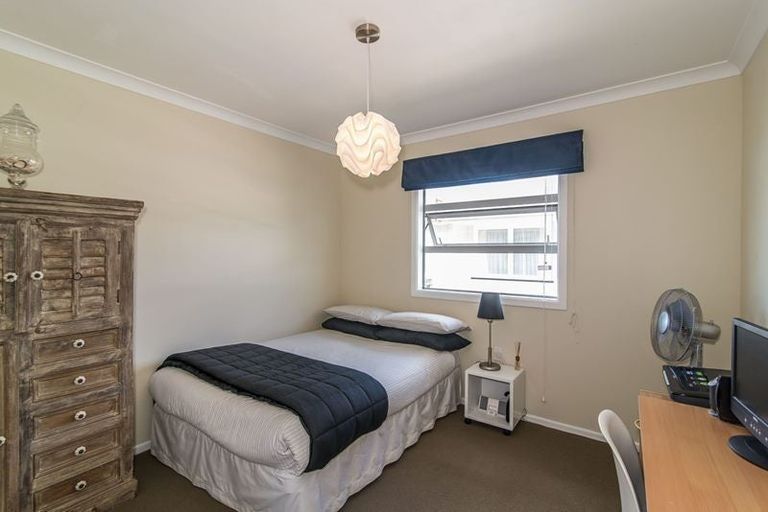 Photo of property in 1 Lomita Road, Johnsonville, Wellington, 6037