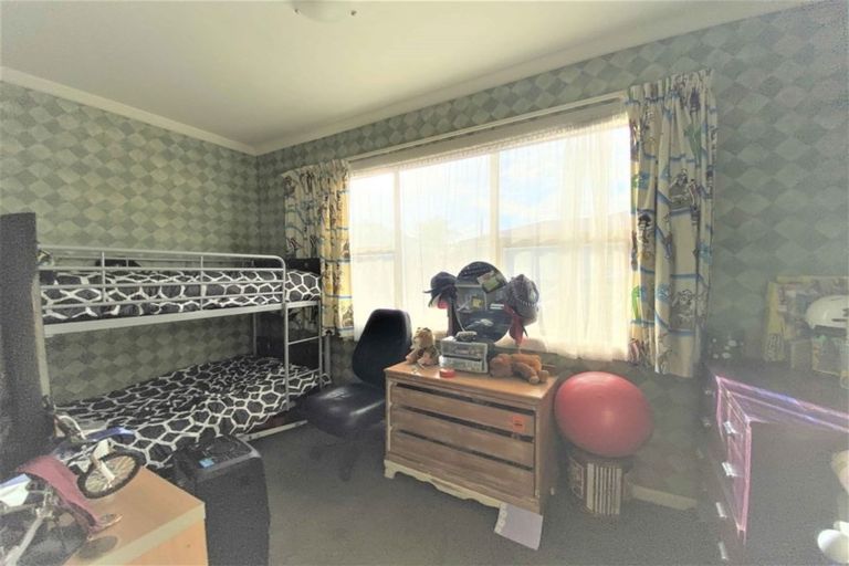 Photo of property in 291 Princes Street, Strathern, Invercargill, 9812