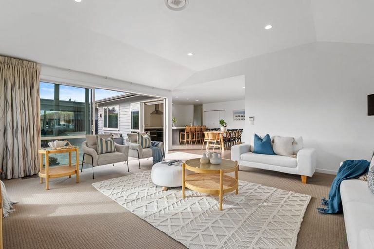 Photo of property in 13 Kipling Crescent, Owhata, Rotorua, 3010